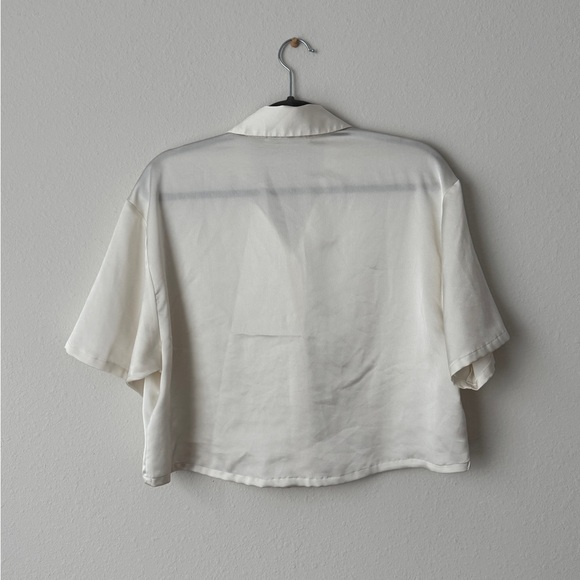 Abercrombie & Fitch cropped satin shirt - size M - Picture 3 of 4